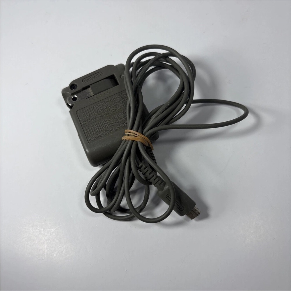 Nintendo DS Lite Wall Charger OEM
Official AC Adapter Power Charging
Cable Plug